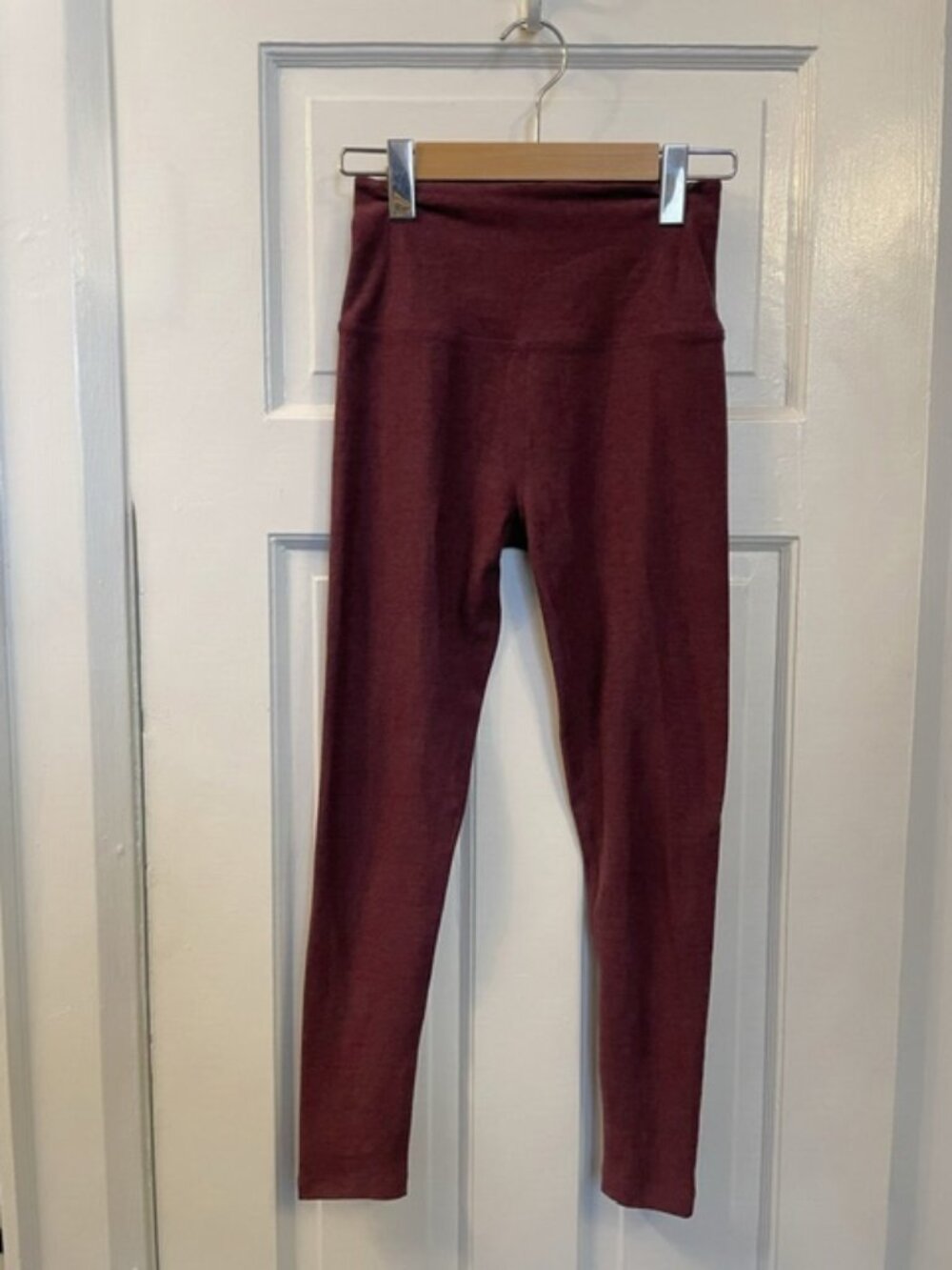 Beyond Yoga Caught in the Midi High-Waisted Legging Burgundy Size Small